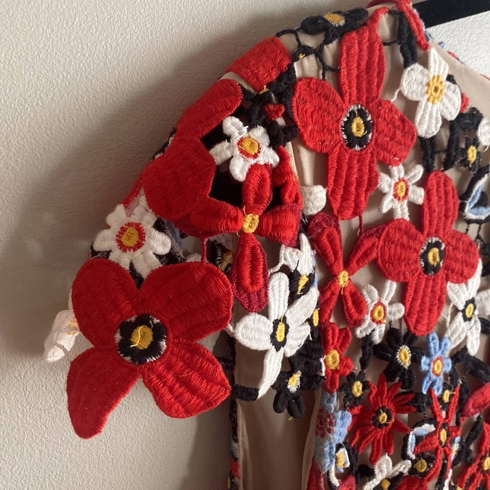 Alice + Olivia • red floral dress - Picture 4 of 9